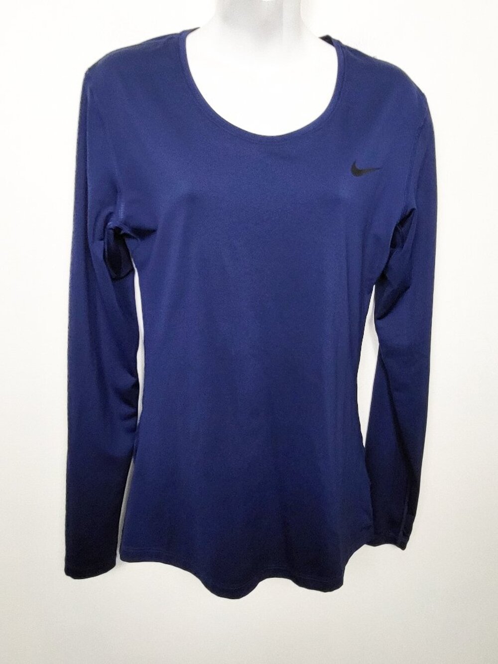 Nike Women's Dri-FIT "Legend" Scoop-Neck Long-Sleeve Training Top - Size LARGE